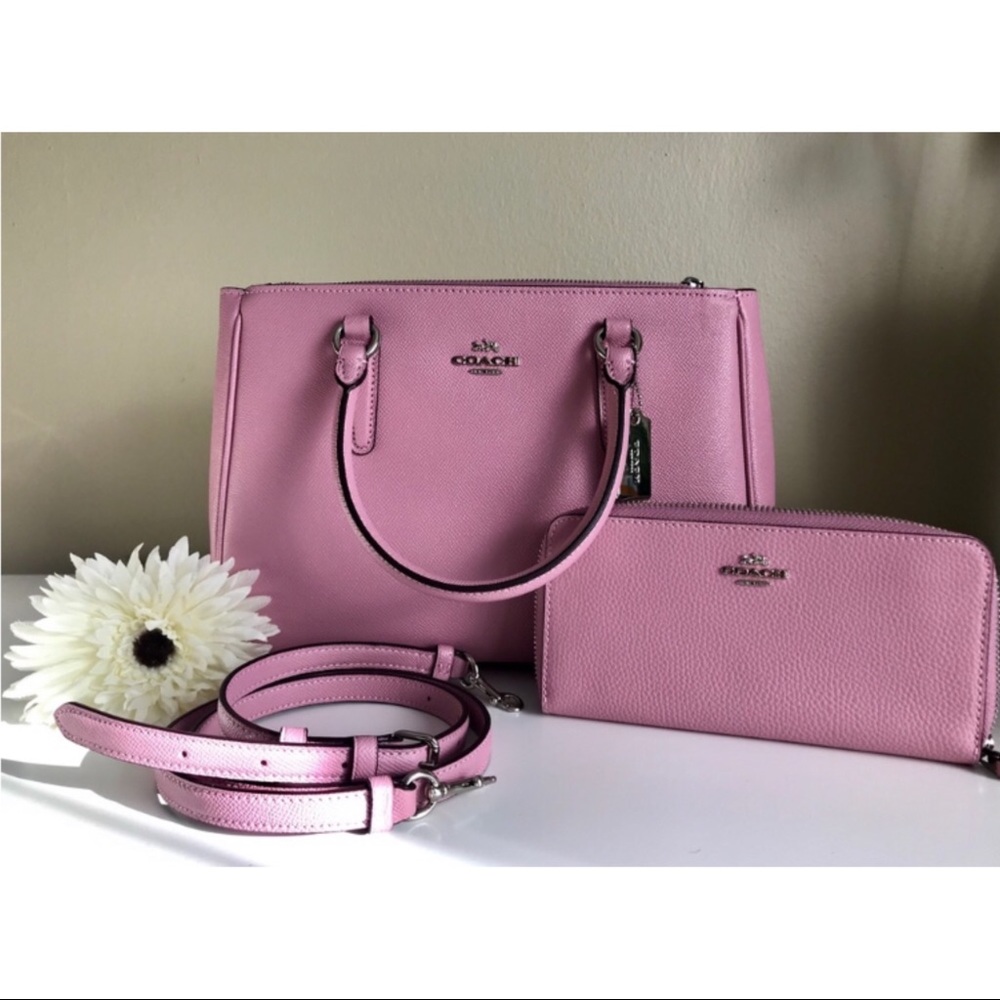 Coach purse with wallet